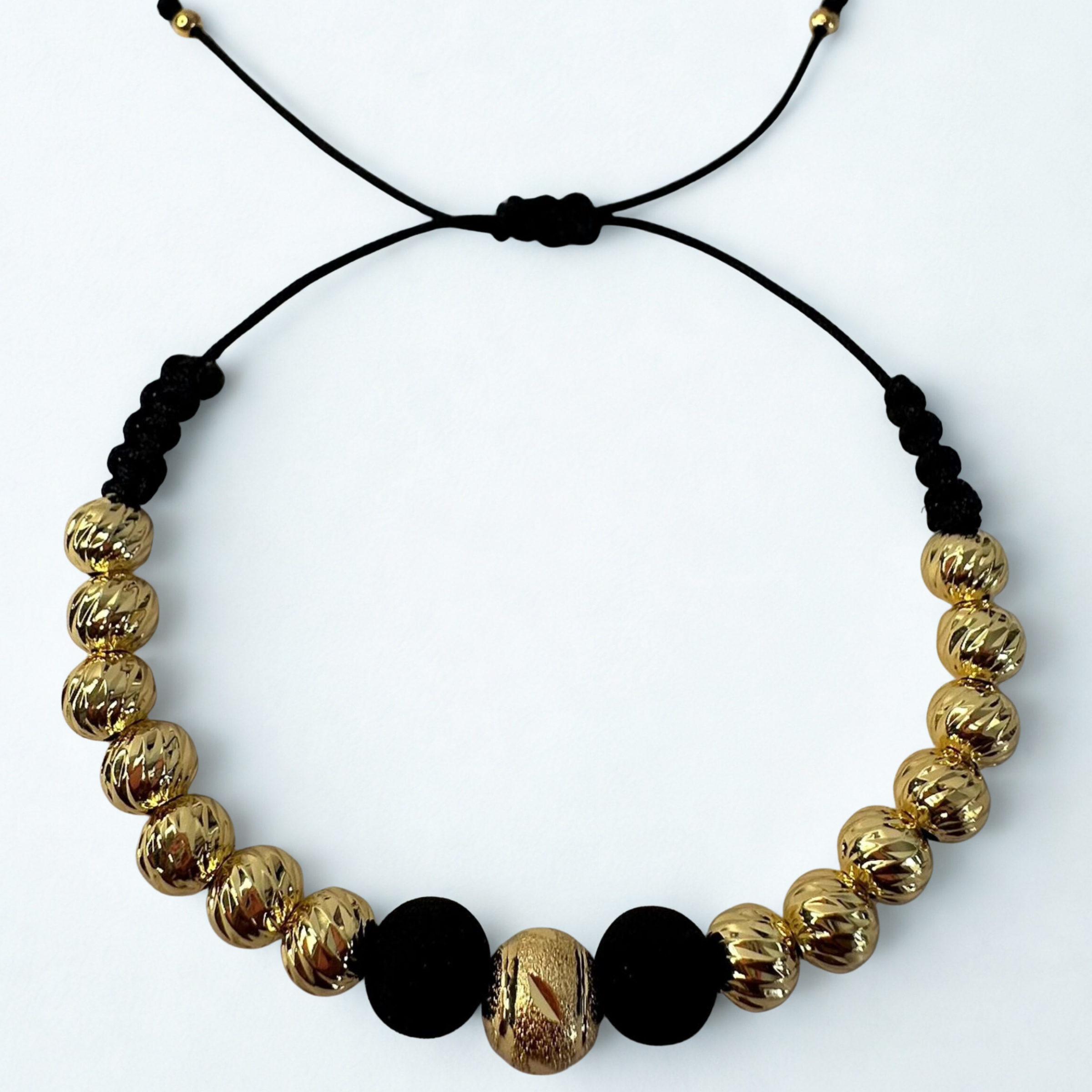 Pulsera con 14 balines italianos #6 y 1 balín central diamantado #8