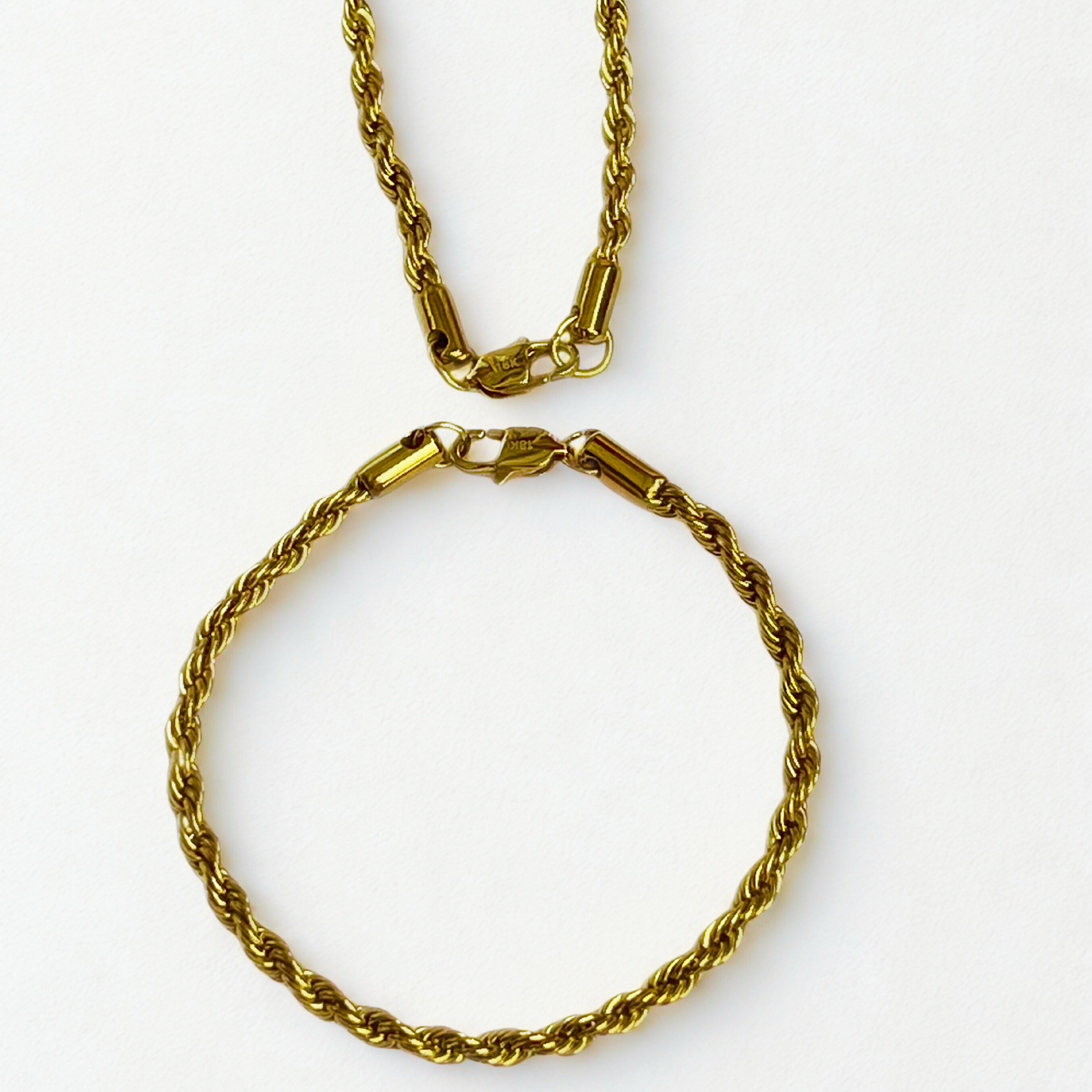 Combo Élite – Collar + Pulsera