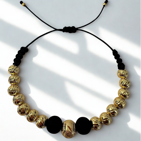 Pulsera con 14 balines italianos #6 y 1 balín central diamantado #8