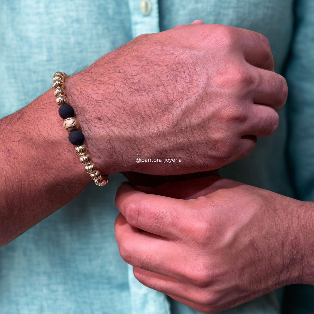 Pulsera con 14 balines italianos #6 y 1 balín central diamantado #8