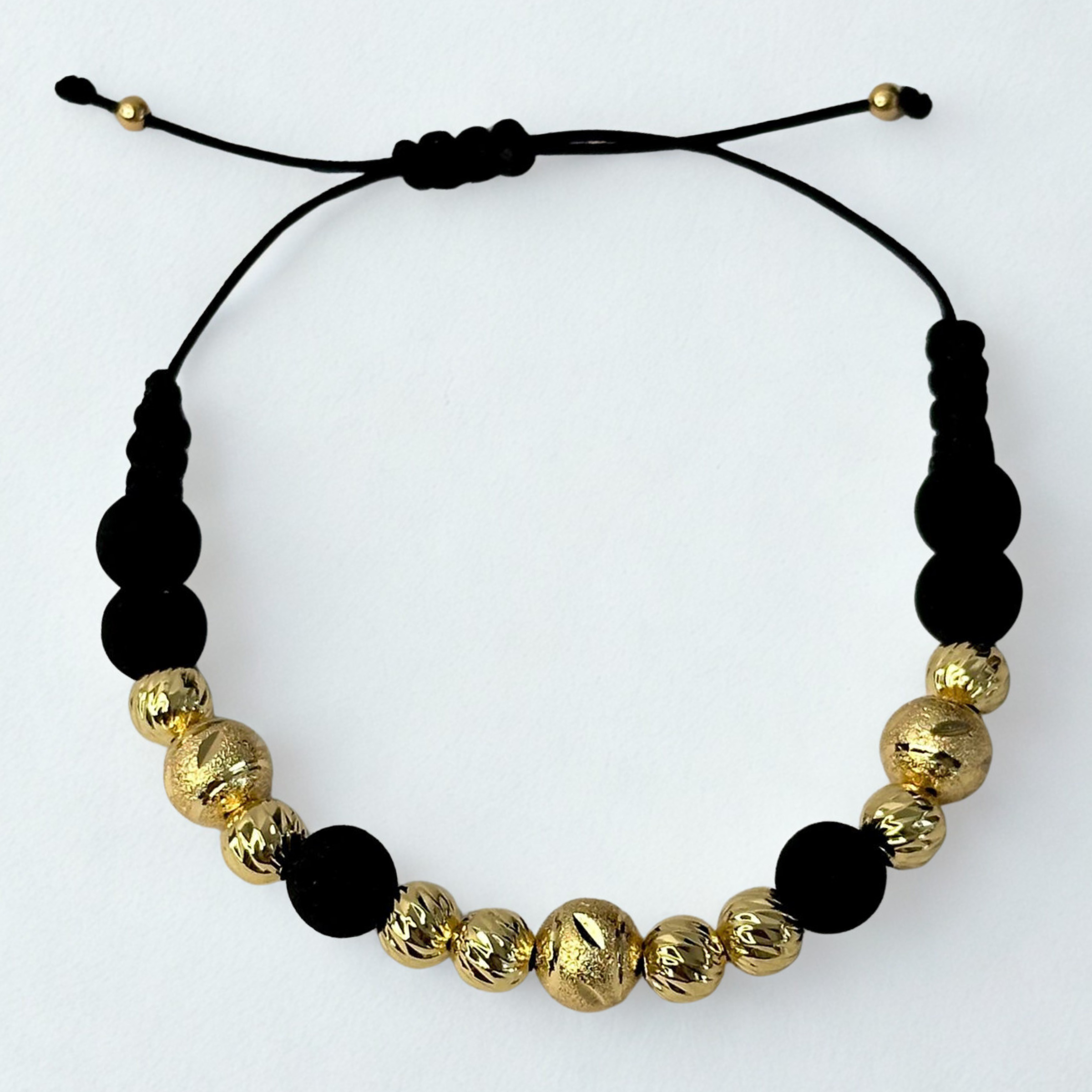 Pulsera con 8 balines italianos #6 y 3 balines centrales diamantados #8
