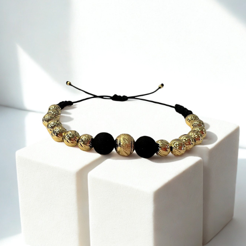 Pulsera con 14 balines italianos #6 y 1 balín central diamantado #8